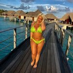 Trisha Paytas Feet (21 photos) - celebrity-feet.com